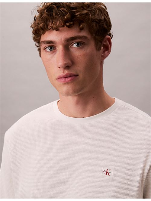 ls waffle badge crwwnk tee CALVIN KLEIN JEANS | LV040EM217YAS